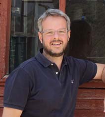 Dr. Karapanos Ioannis